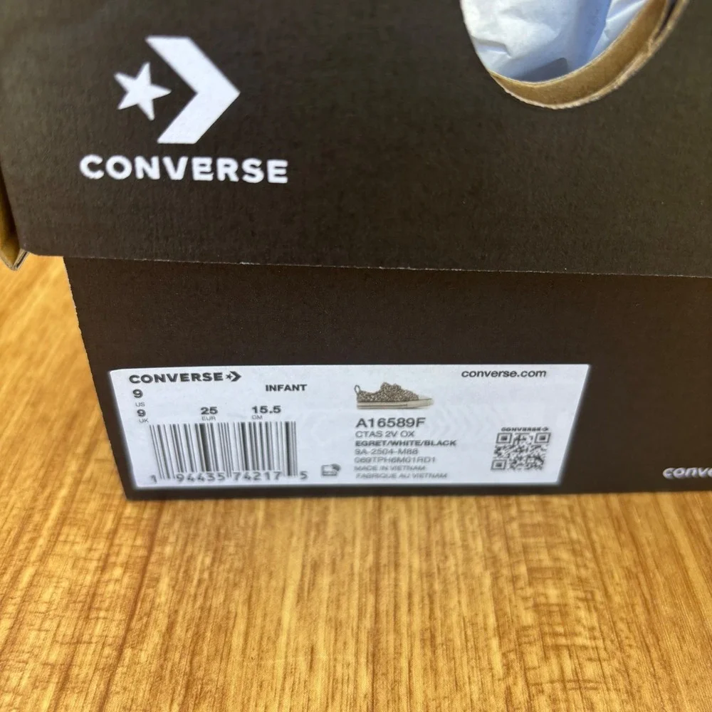 Converse CTAS 2V OX Infant Size 9 Leopard Print Hook and Loop A16589F‎ NEW